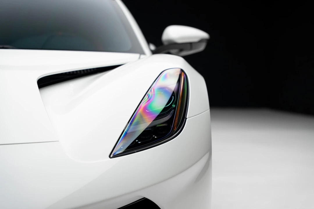 2024 Lotus Emira - Image 9 of 12