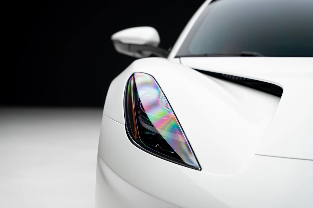 2024 Lotus Emira - Image 8 of 12