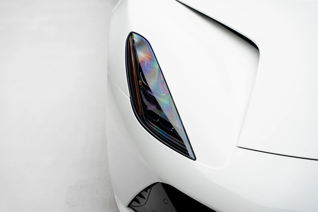 2024 Lotus Emira - Image 11 of 12