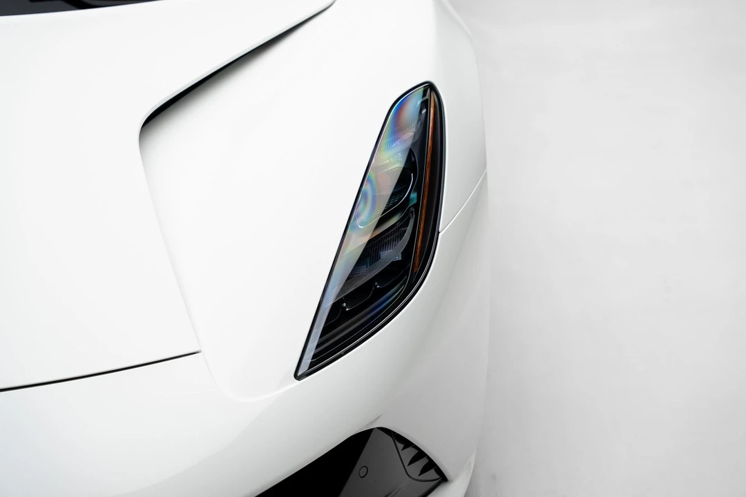 2024 Lotus Emira - Image 10 of 12