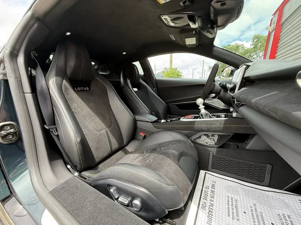 2024 Lotus Emira - Image 6 of 6
