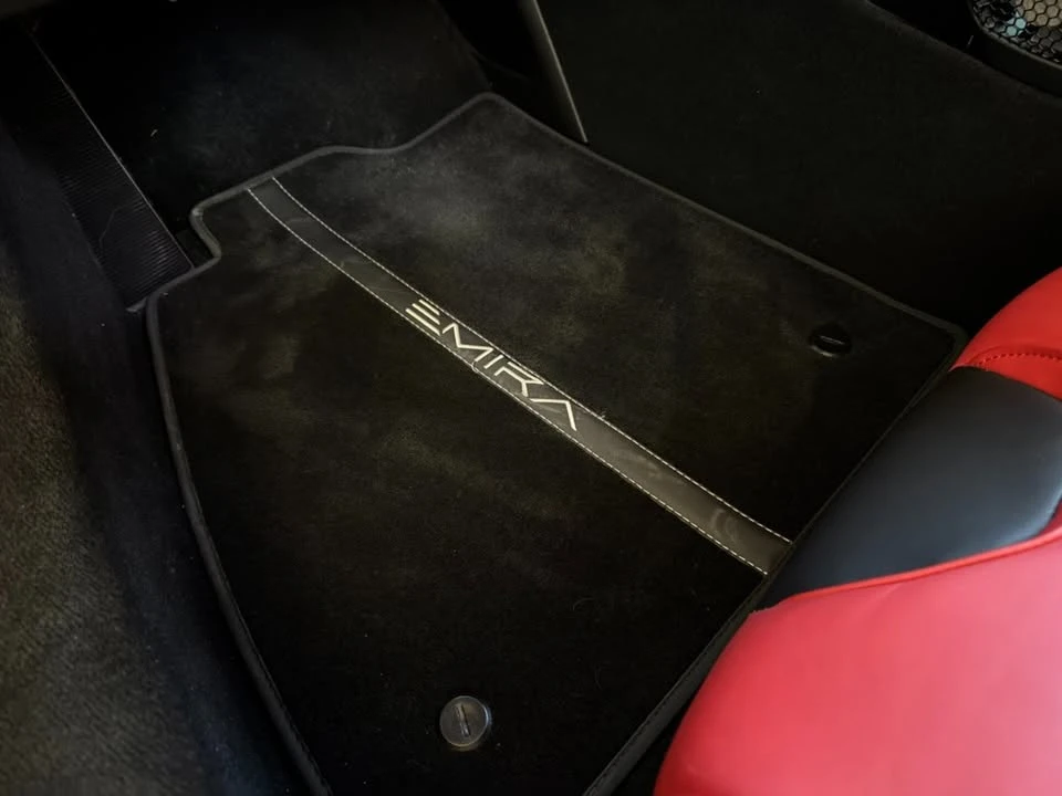 2024 Lotus Emira - Image 19 of 20