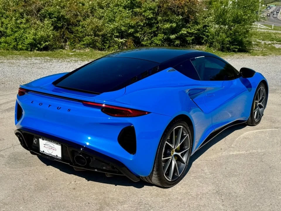 2024 Lotus Emira - Image 3 of 20