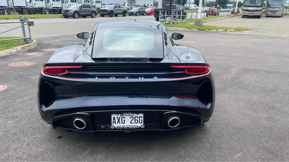 2024 Lotus Emira - Image 9 of 14