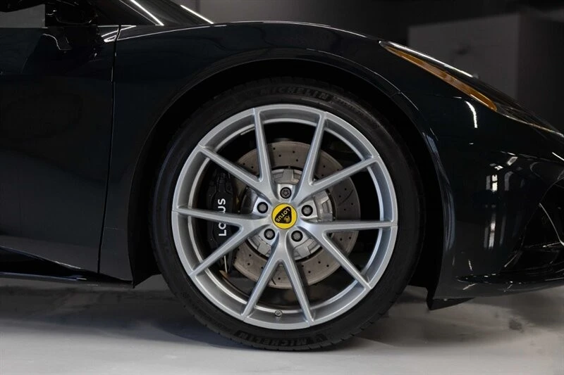 2024 Lotus Emira - Image 11 of 21