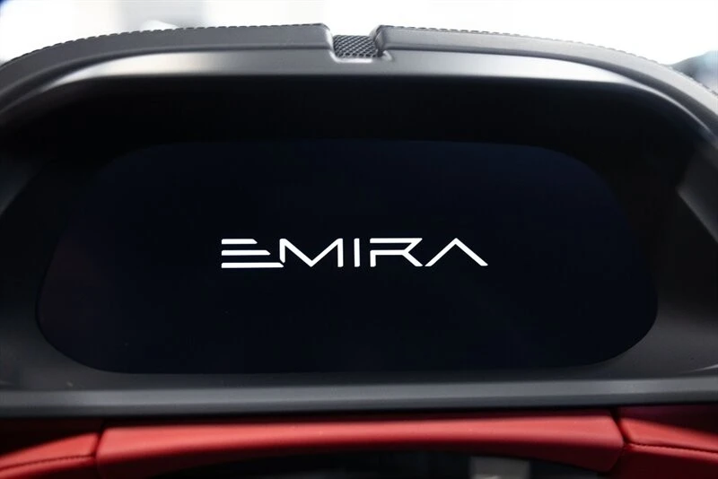 2024 Lotus Emira - Image 16 of 21