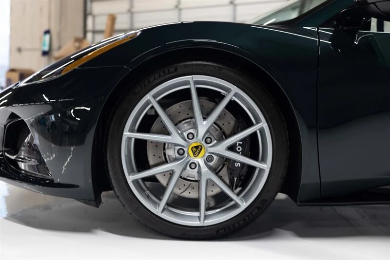 2024 Lotus Emira - Image 5 of 21