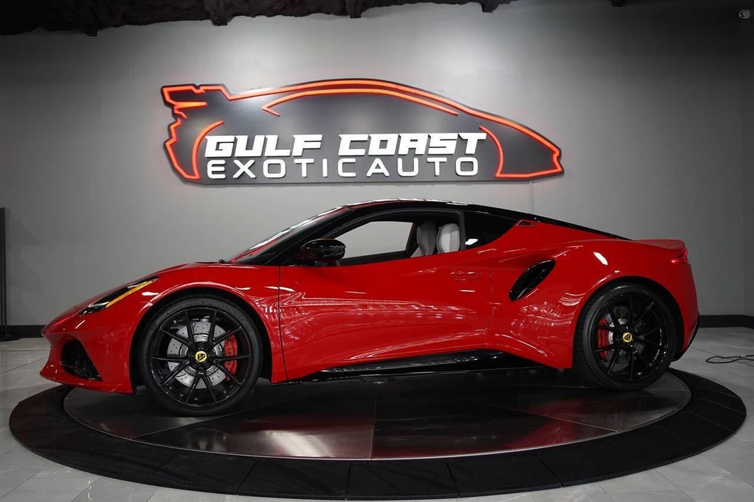 2024 Lotus Emira - Image 3 of 31