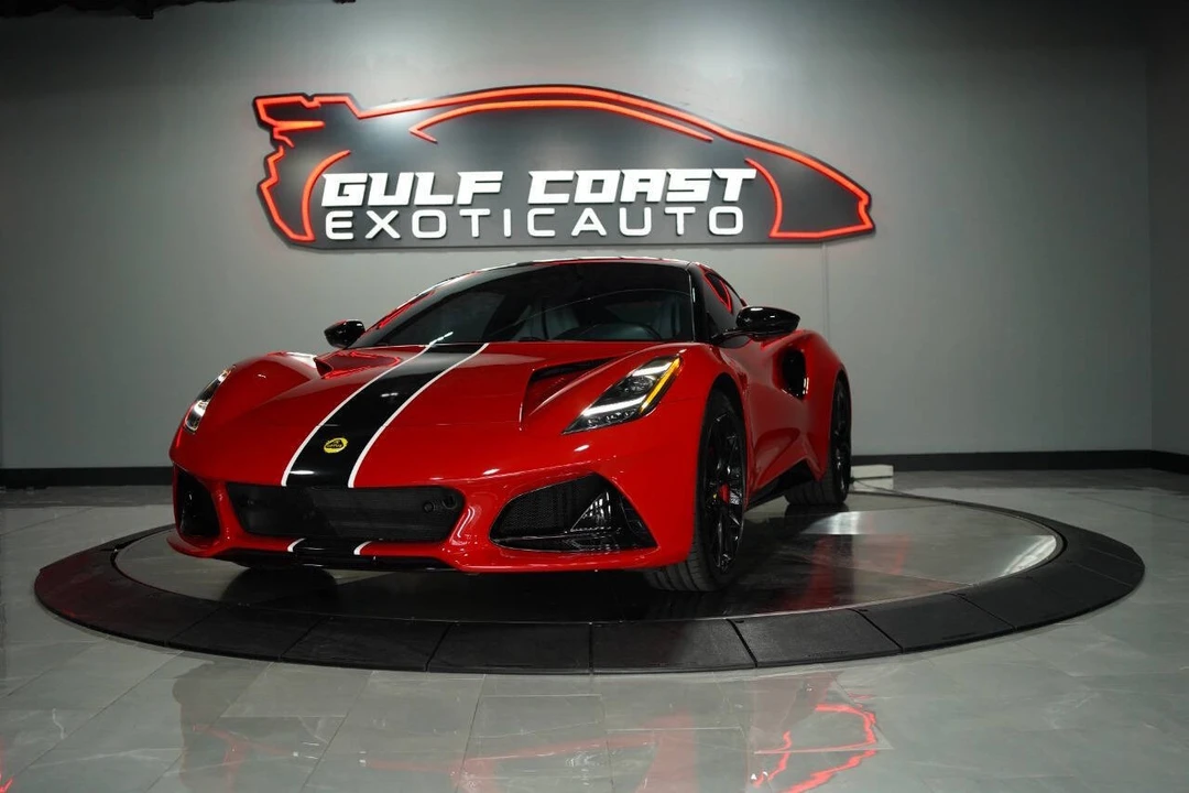 2024 Lotus Emira - Image 25 of 31