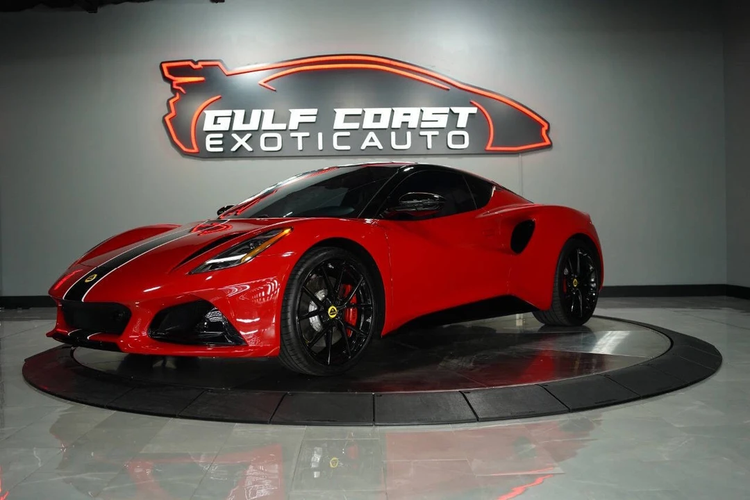 2024 Lotus Emira - Image 2 of 31