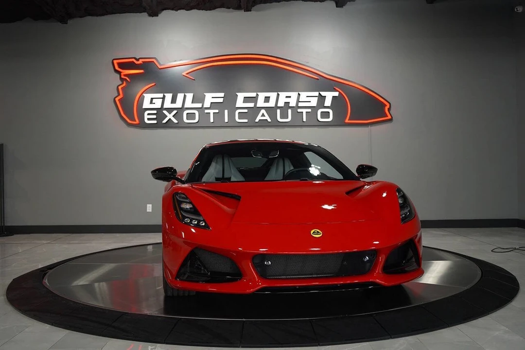 2024 Lotus Emira - Image 12 of 31
