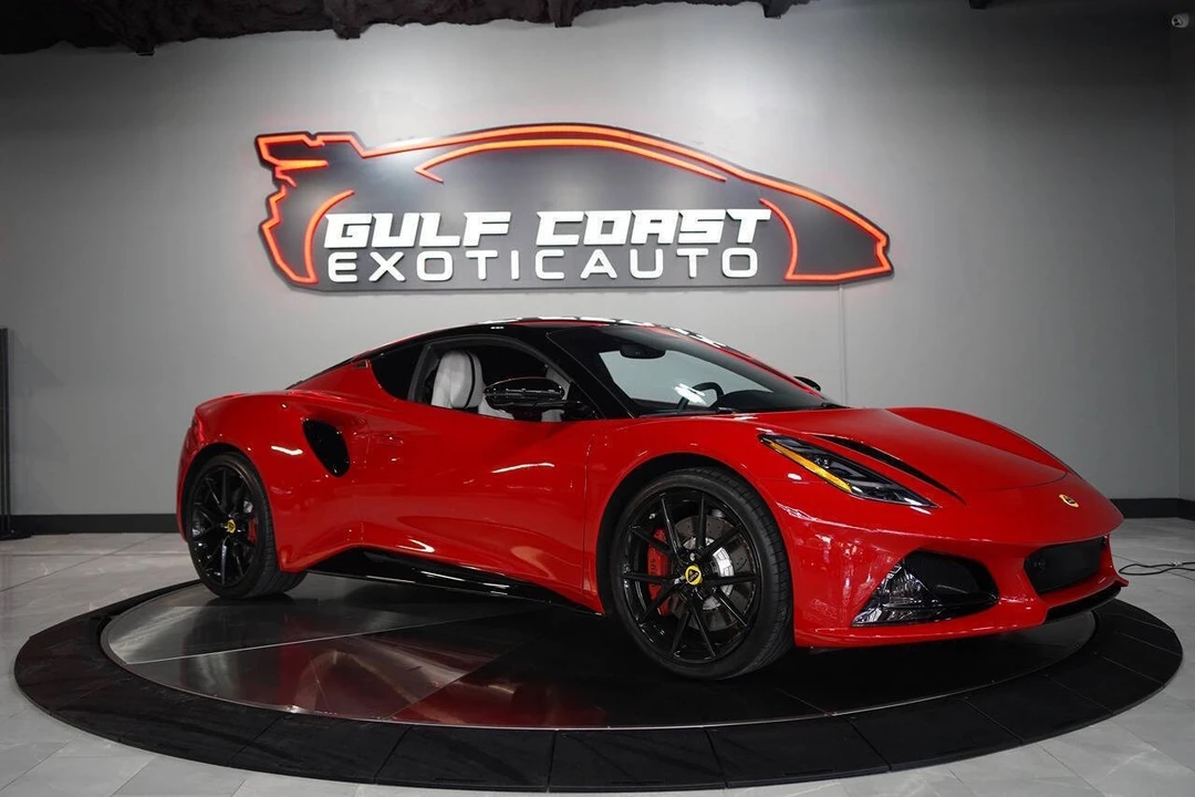 2024 Lotus Emira - Image 11 of 31