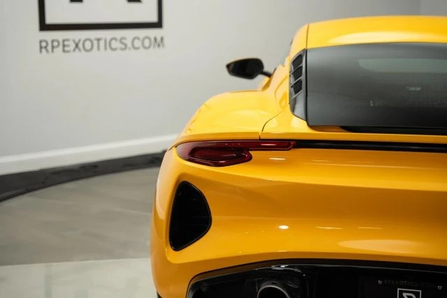 2024 Lotus Emira - Image 19 of 21