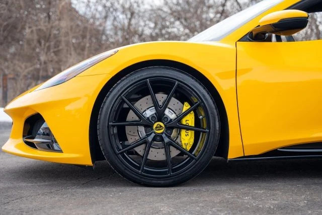 2024 Lotus Emira - Image 5 of 20