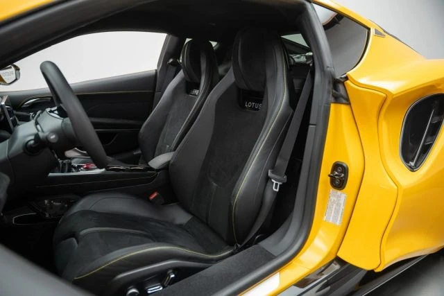 2024 Lotus Emira - Image 3 of 21