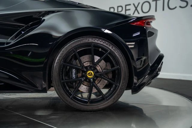 2024 Lotus Emira - Image 19 of 31