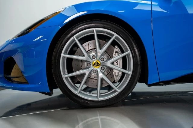 2024 Lotus Emira - Image 5 of 21
