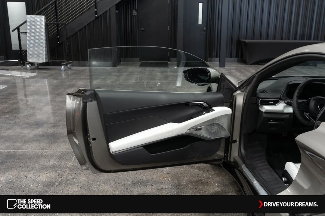 2024 Lotus Emira - Image 9 of 21