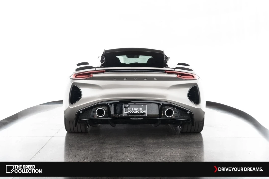 2024 Lotus Emira - Image 7 of 21