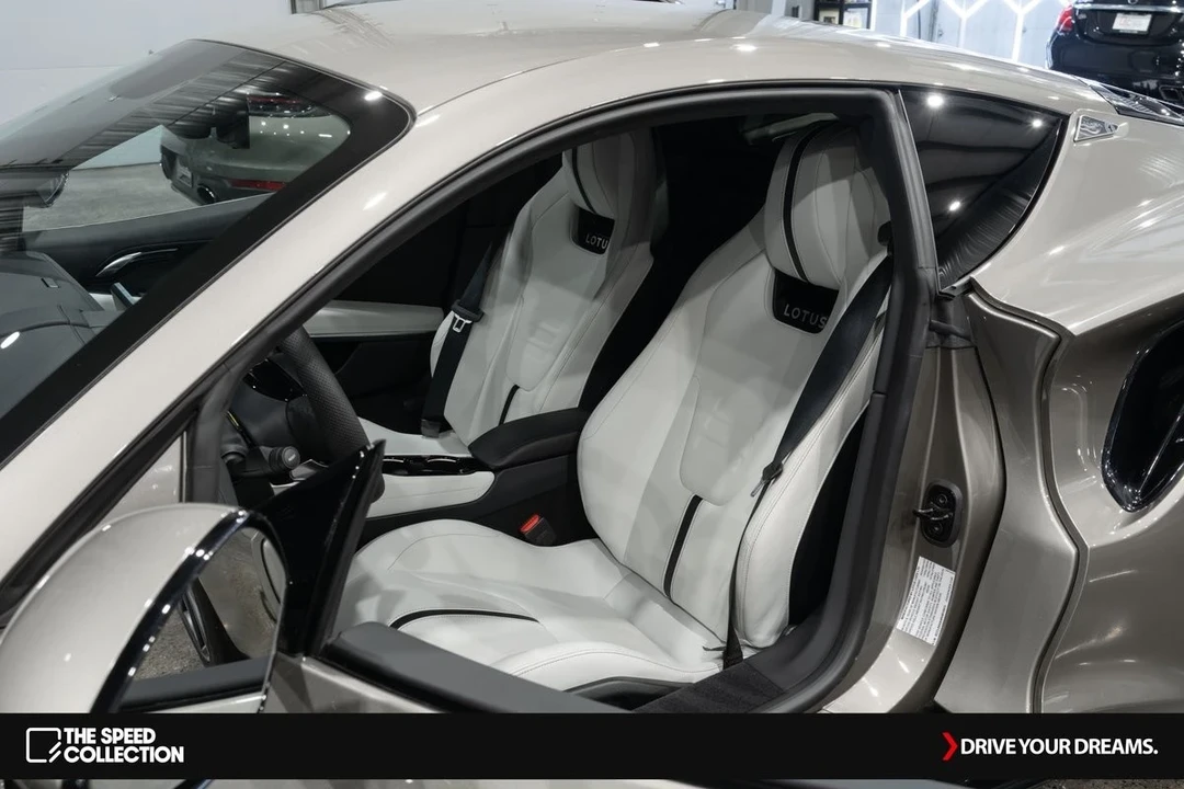 2024 Lotus Emira - Image 13 of 21
