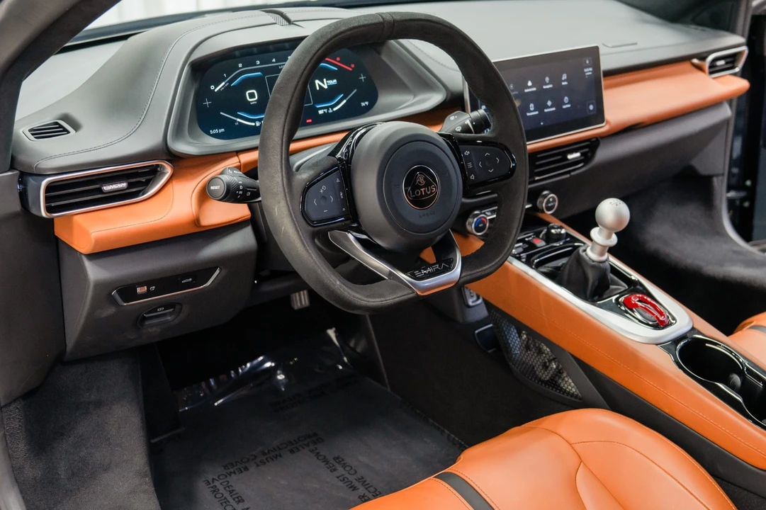 2024 Lotus Emira - Image 12 of 12