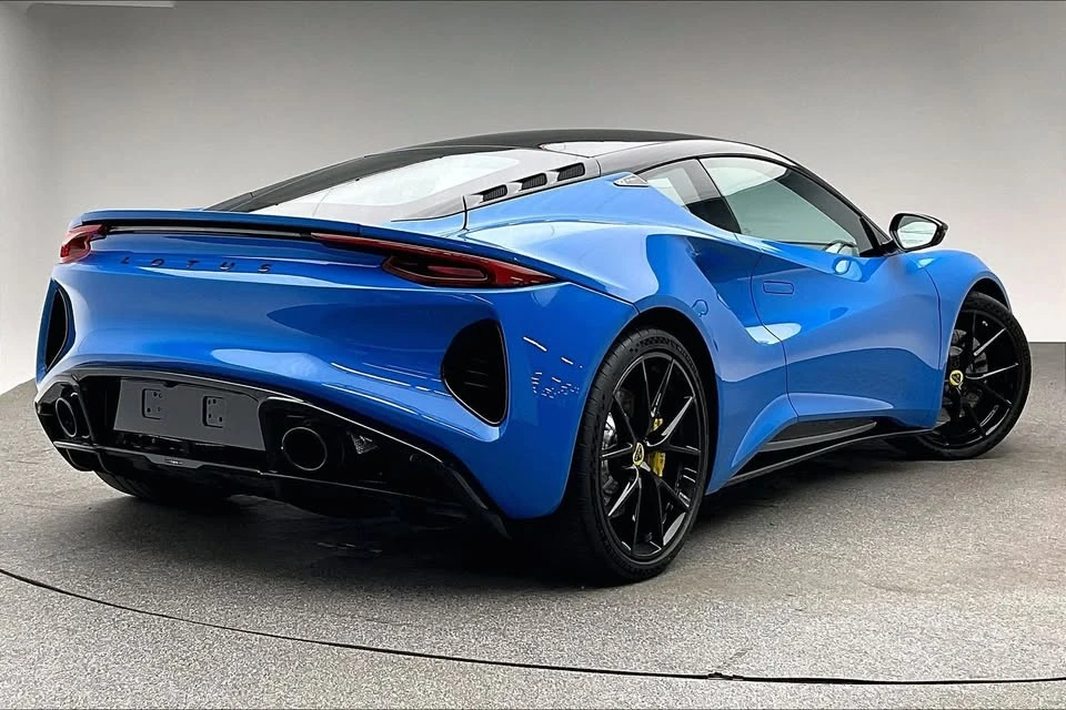 2024 Lotus Emira - Image 4 of 20