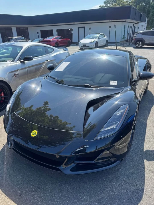 2024 Lotus Emira - Image 3 of 17