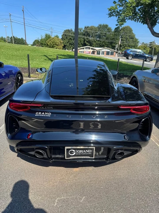 2024 Lotus Emira - Image 16 of 17