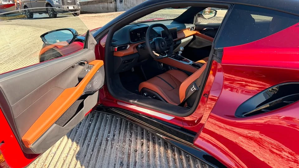 2024 Lotus Emira - Image 6 of 11