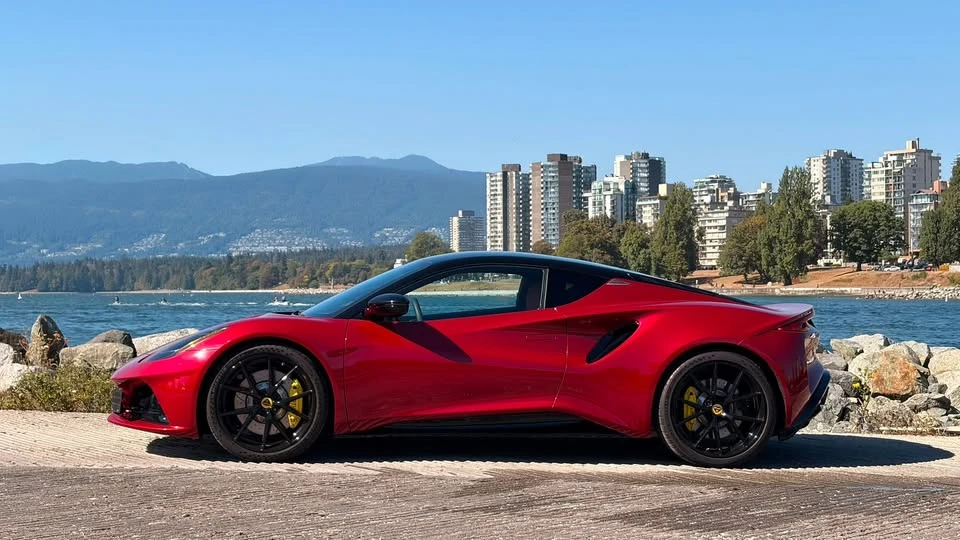 2024 Lotus Emira - Image 3 of 11