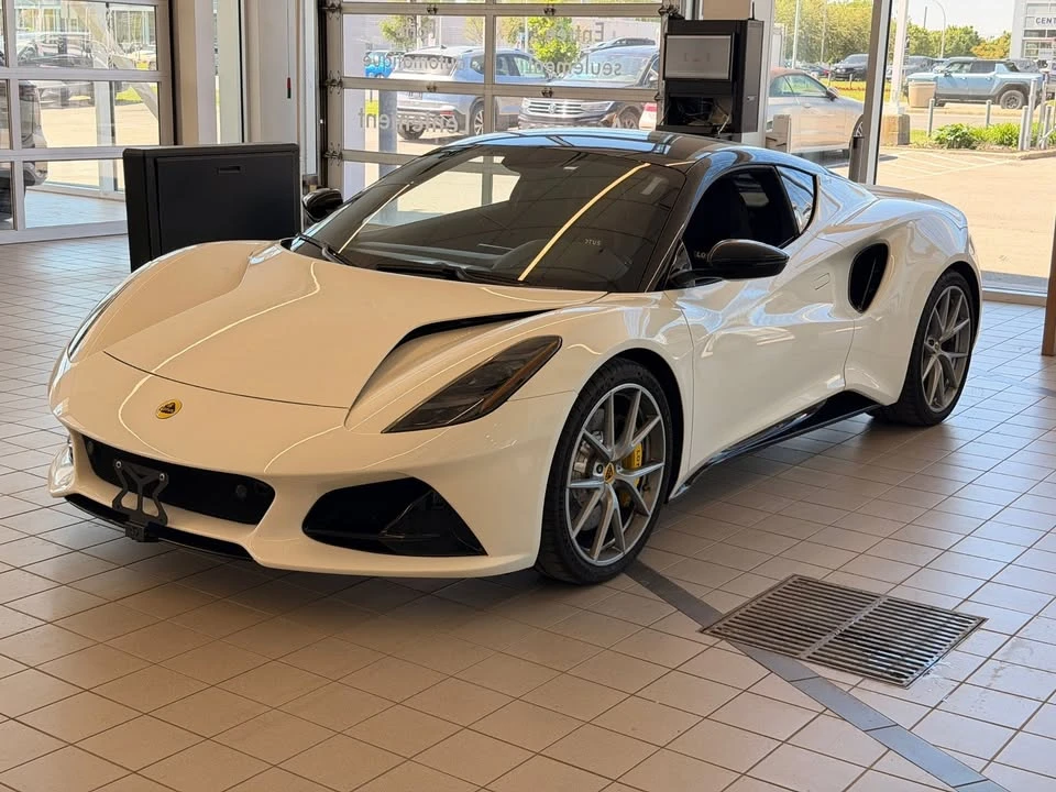 2024 Lotus Emira - Image 3 of 12
