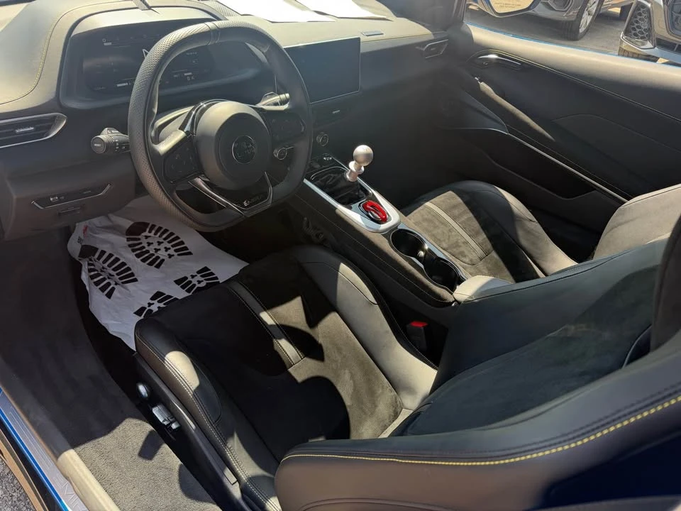2024 Lotus Emira - Image 7 of 11