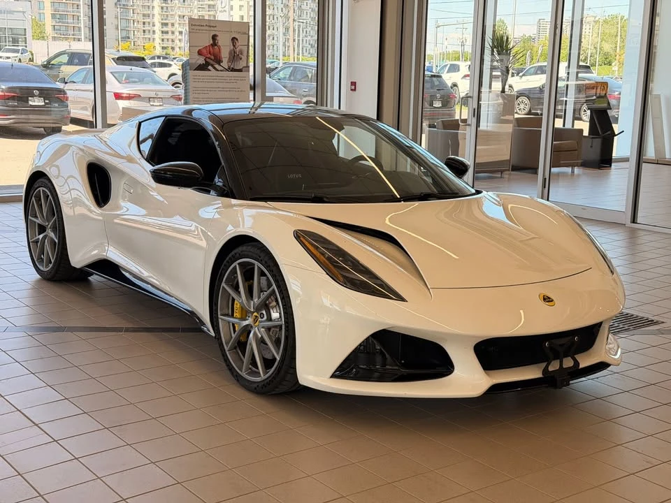 2024 Lotus Emira - Image 13 of 13