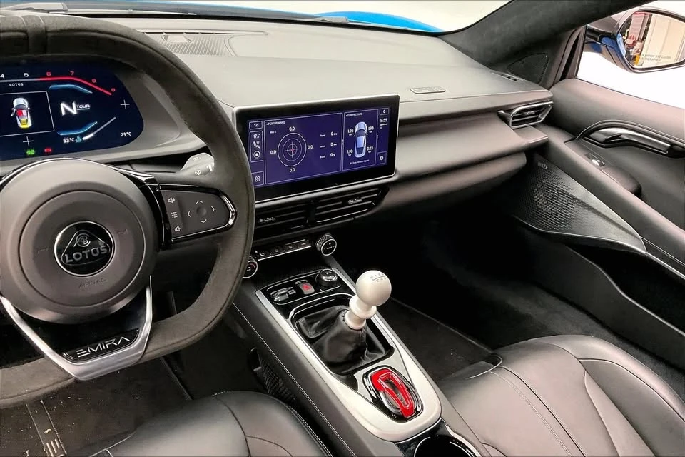 2024 Lotus Emira - Image 6 of 20