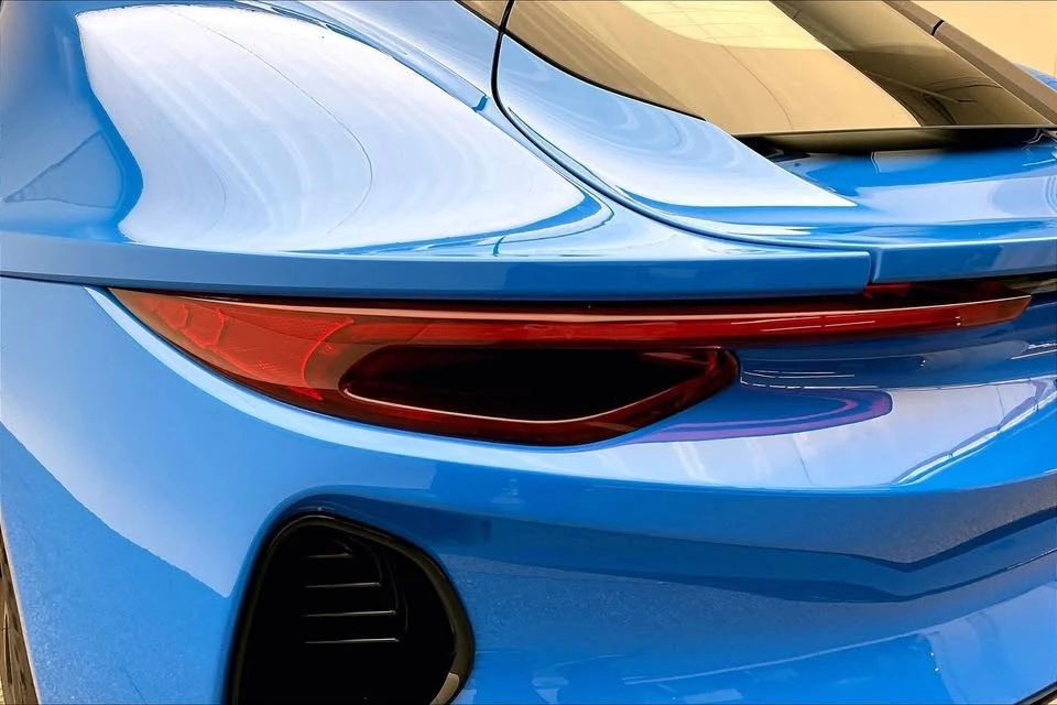 2024 Lotus Emira - Image 15 of 20