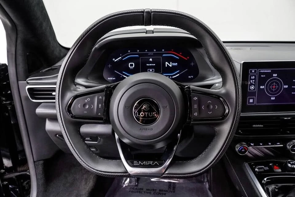 2024 Lotus Emira - Image 19 of 20