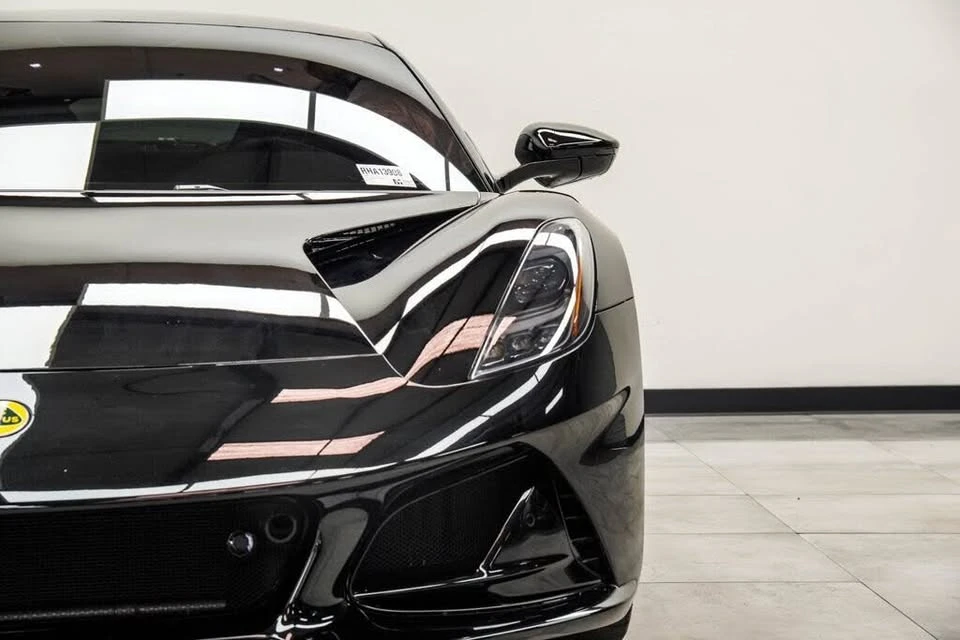 2024 Lotus Emira - Image 4 of 20