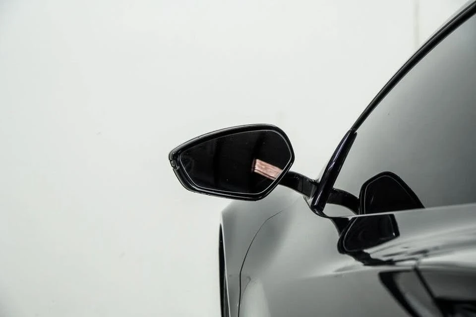 2024 Lotus Emira - Image 13 of 20