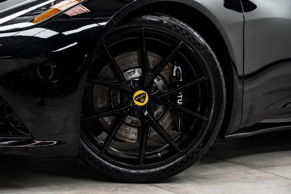2024 Lotus Emira - Image 3 of 20