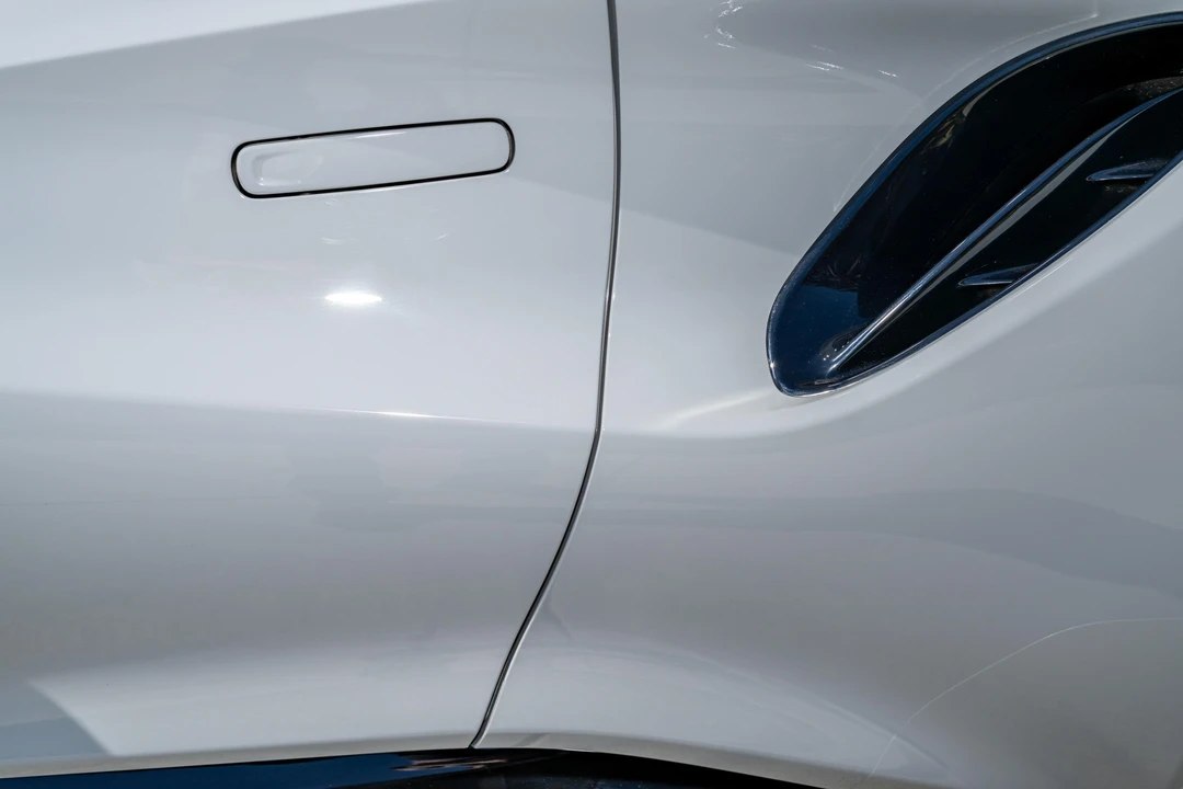 2024 Lotus Emira - Image 29 of 31