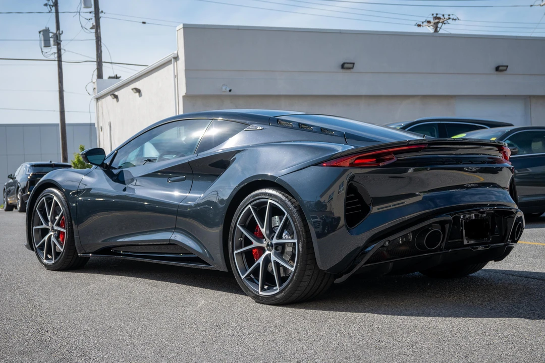 2024 Lotus Emira - Image 10 of 30