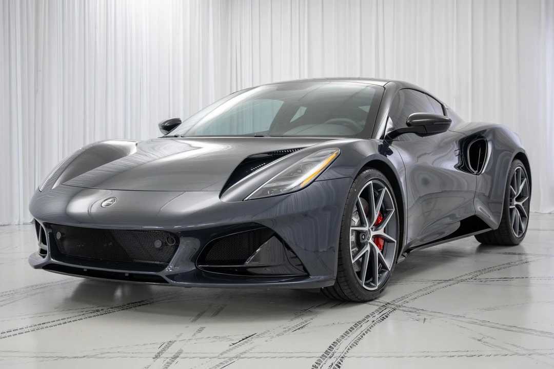 2024 Lotus Emira - Image 6 of 30