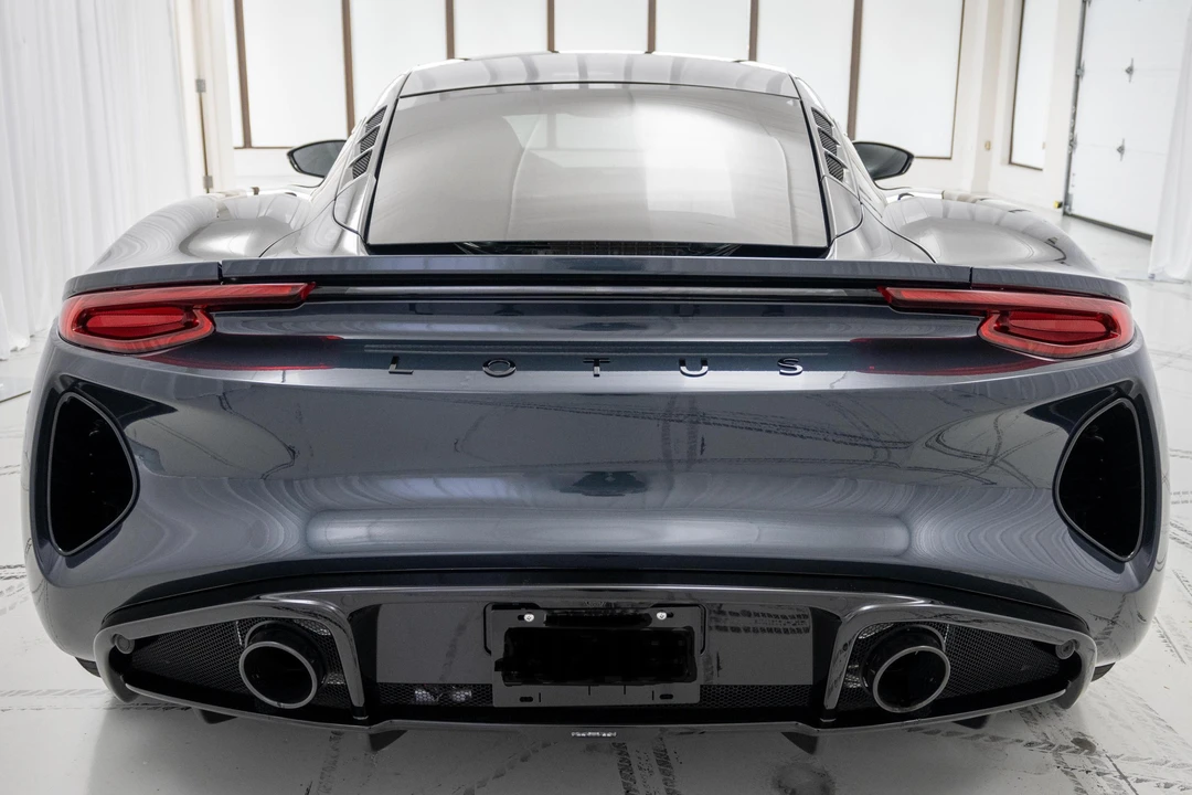 2024 Lotus Emira - Image 5 of 30