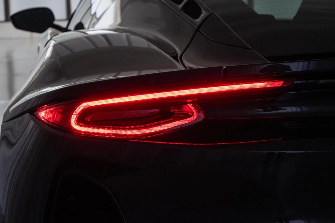 2024 Lotus Emira - Image 29 of 30