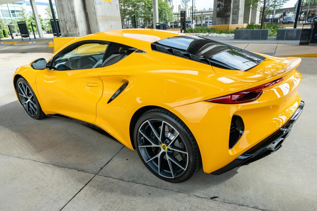 2024 Lotus Emira - Image 4 of 31