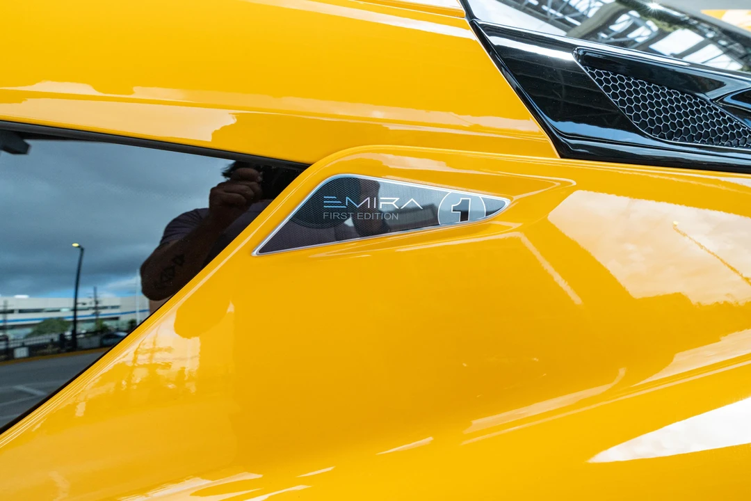 2024 Lotus Emira - Image 20 of 31