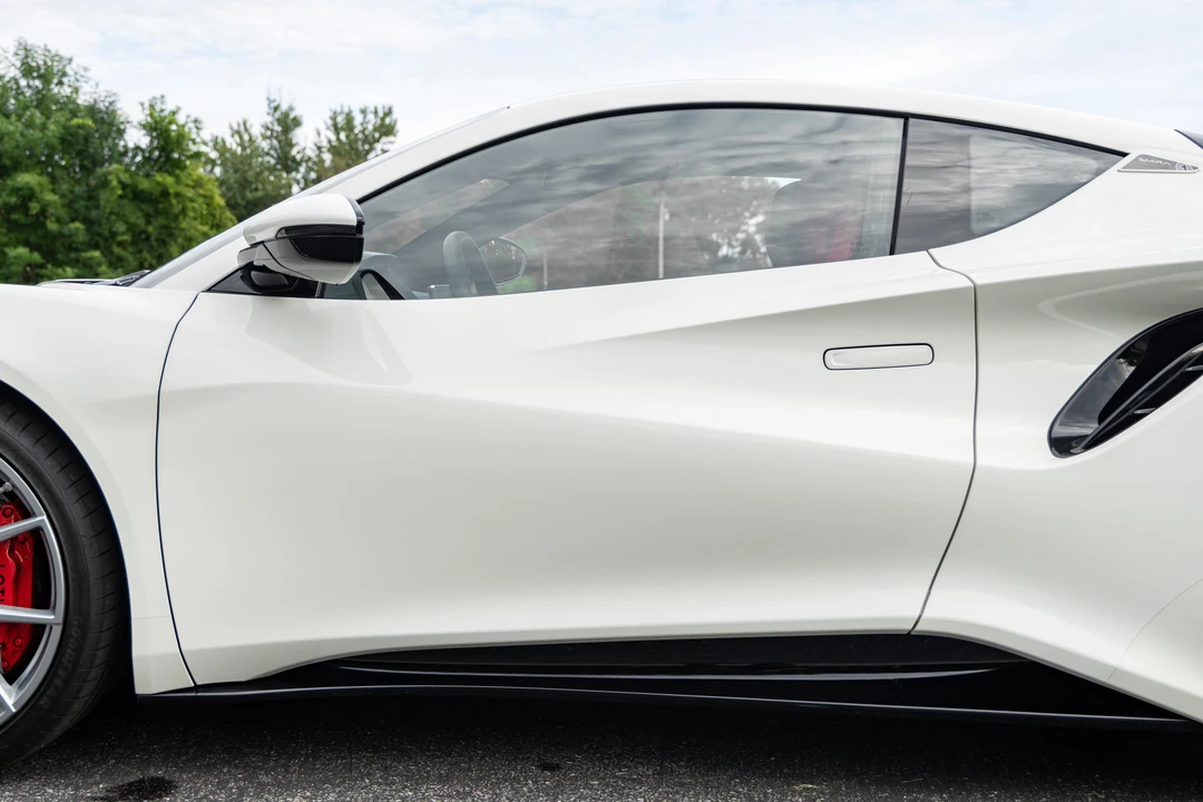 2024 Lotus Emira - Image 19 of 31