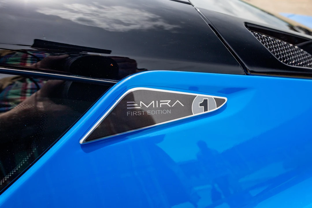2024 Lotus Emira - Image 22 of 31