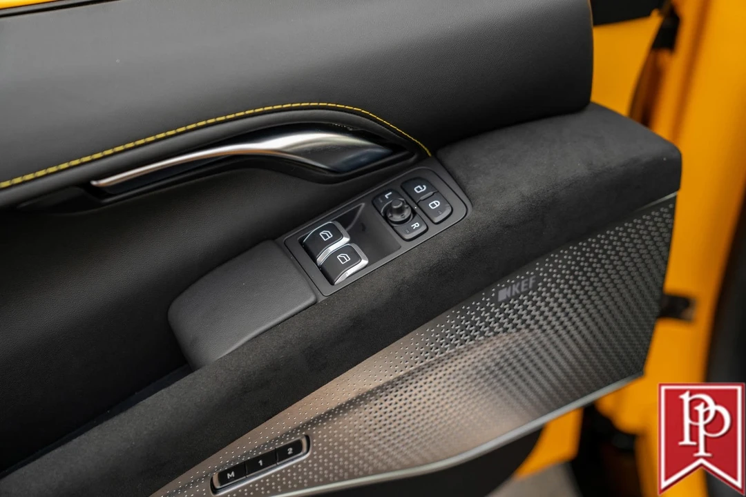 2024 Lotus Emira - Image 13 of 21