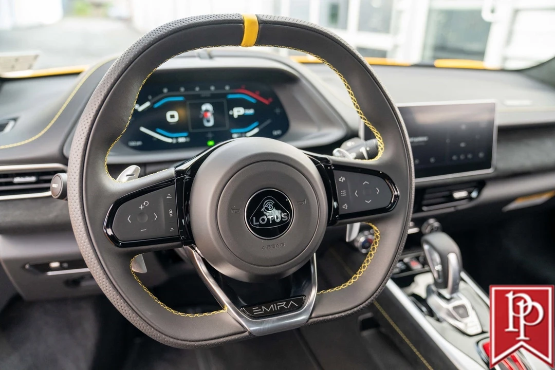 2024 Lotus Emira - Image 15 of 21